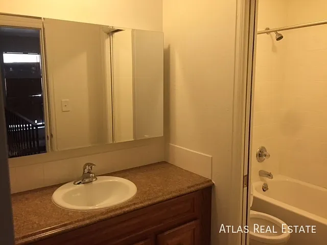 4511 Driftwood Pl — Photo 5