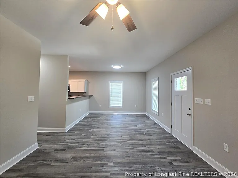 2123 Burnett Ave — Photo 15