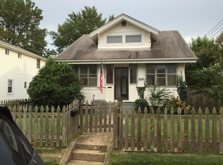 1014 19th St S, Arlington, VA 22202