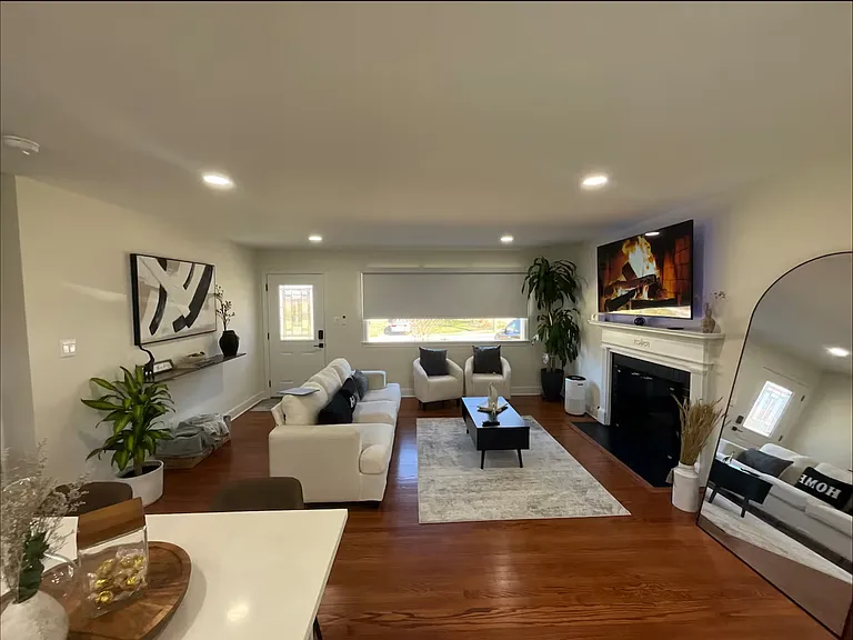 4130 Berritt St — Photo 10