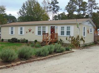 13801 Cypress Dr, Lanexa, VA 23089