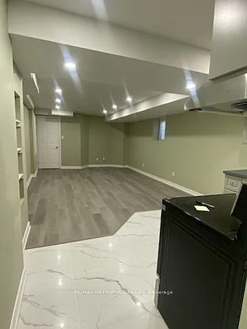 2 bed, $1,900 — Photo 3