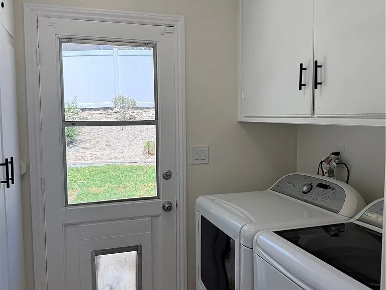 7055 Semrad Rd — Photo 16