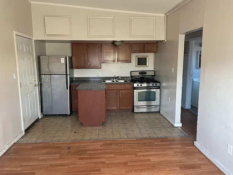 3011 Kendall St #0 — Photo 3