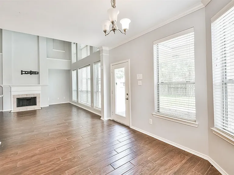 18802 Half Volley Cir — Photo 17