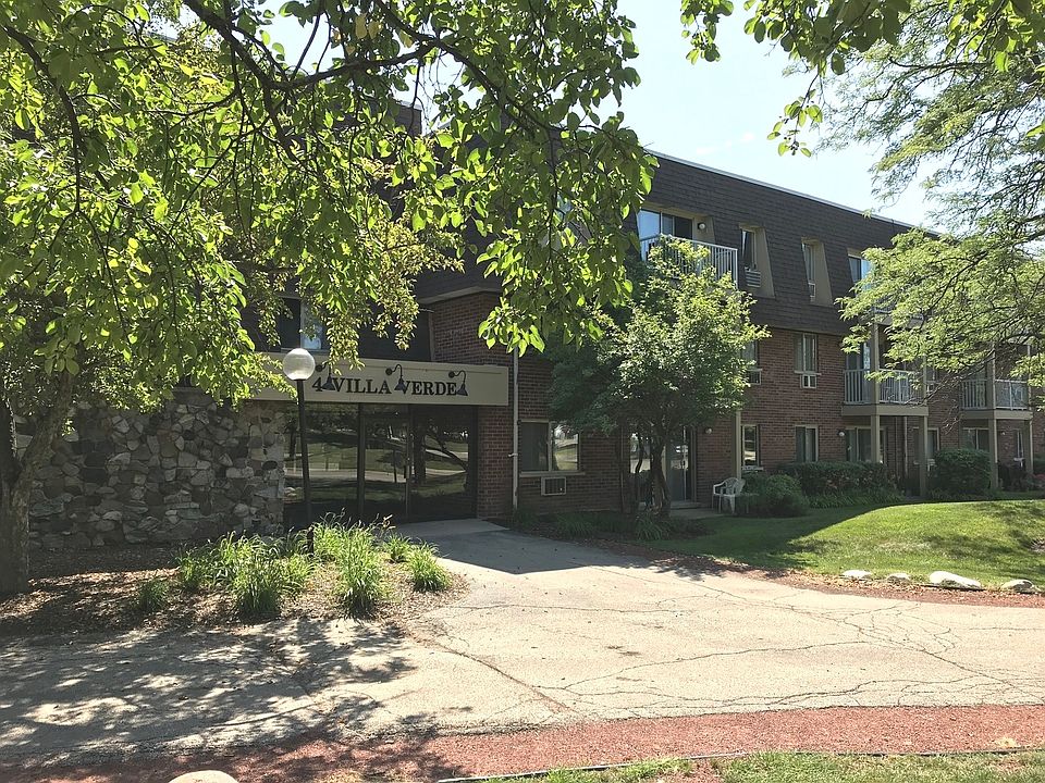 1st image of 4 Villa Verde Dr APT 320