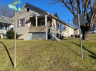 108 Pleasant Ave, Elkins, WV 26241