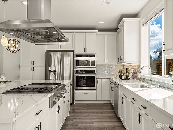 5th image of 14708 182nd Avenue E