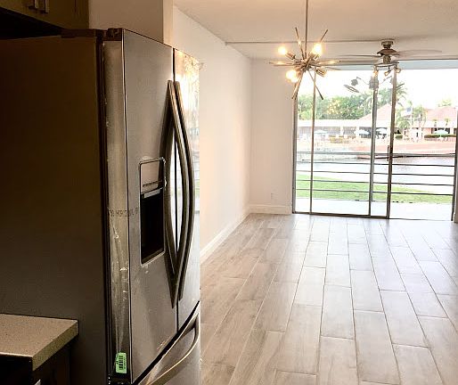 4th image of 2950 W Sunrise Lakes Dr #202