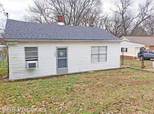 1408 Hillcrest Ave, Dyersburg, TN 38024