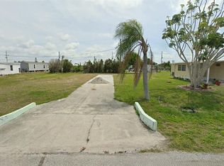 1403 Seagull Dr Lot 10, Englewood, FL 34224