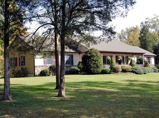 2211 Little Rd, Perkiomenville, PA 18074