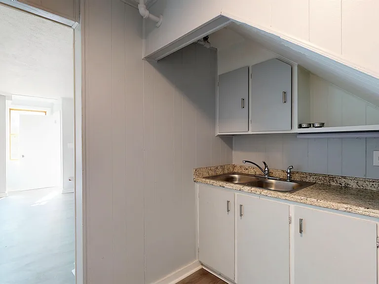 907 Main St #205 — Photo 11