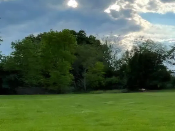 3249 Gethings Rd, Battle Creek, MI 49015