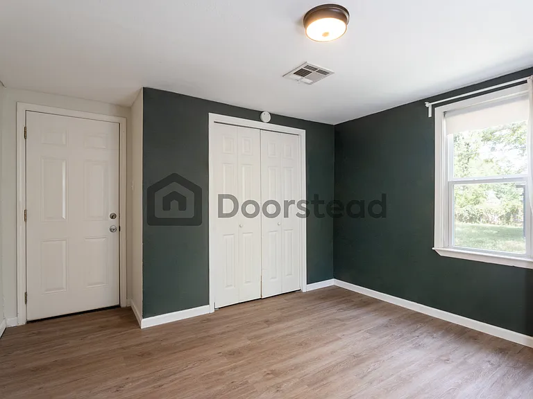 1109 Spur St — Photo 17