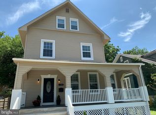 2505 Elsinore Ave, Baltimore, MD 21216