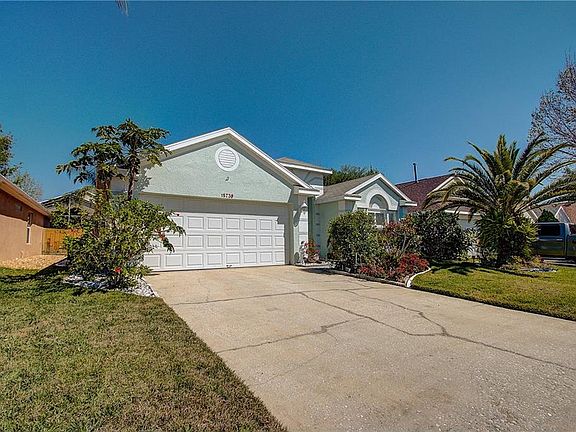 2nd image of 15739 Autumn Glen Ave