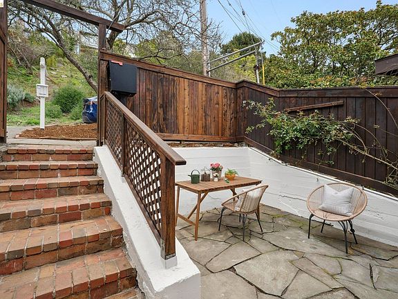 2nd image of 982 Grizzly Peak Blvd