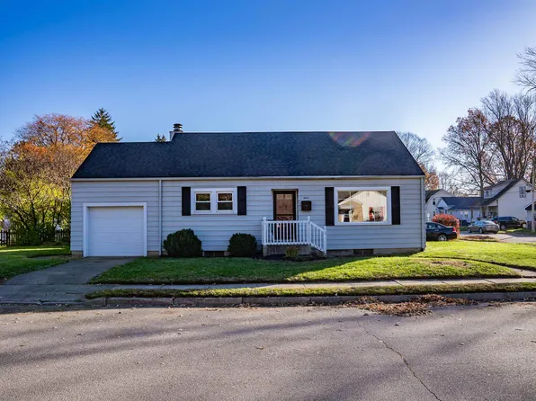 425 Eben St, New Haven, IN 46774