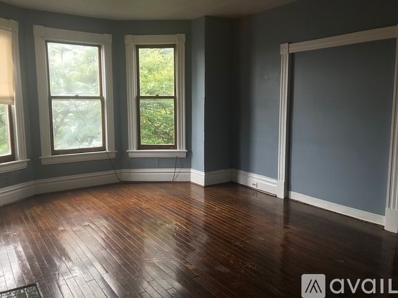 4th image of 447 W Pittsburgh St #A