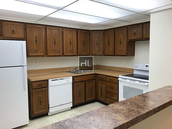 4th image of 20906 23rd Ave APT 3