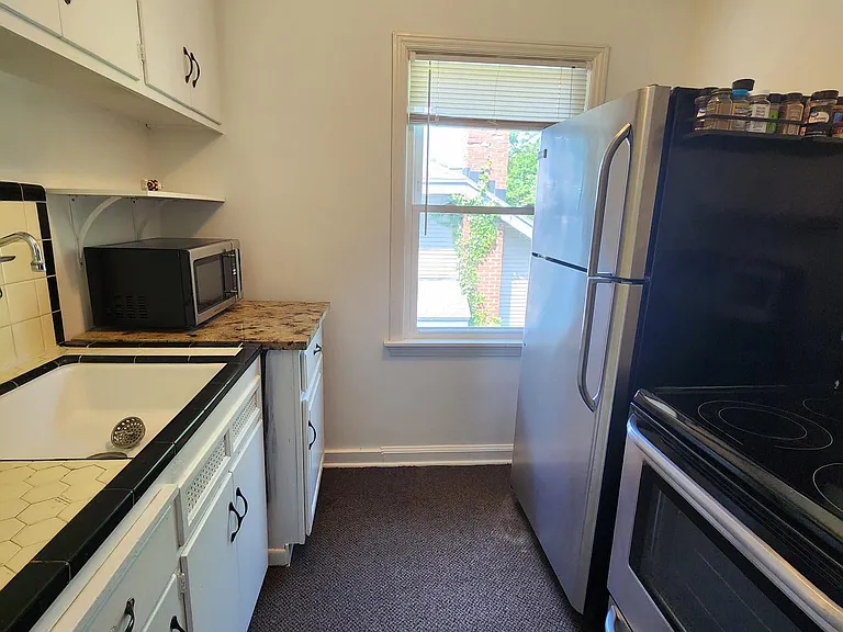 2615 Stevens St #B — Photo 12