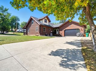 631 Sherman St, Sturgis, SD 57785