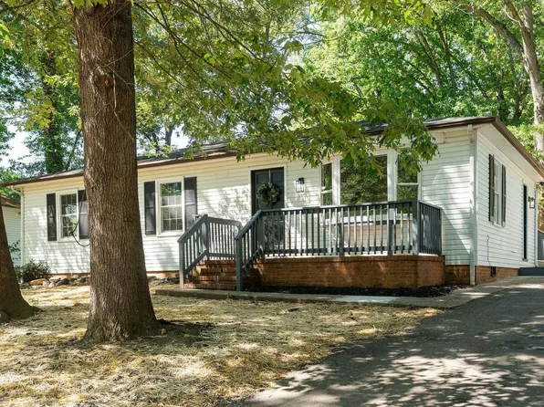 108 Middlesex Dr, Charlottesville, VA 22901