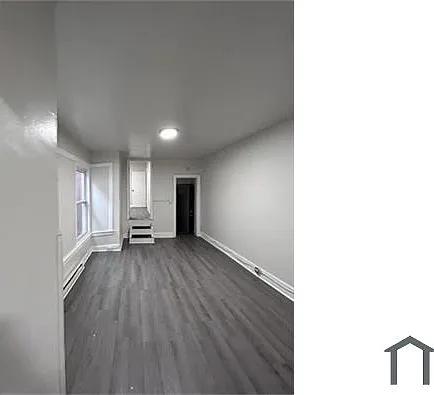 323 N 9th St #3 — Photo 5