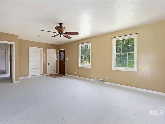 5th image of 1530 9th Ave E