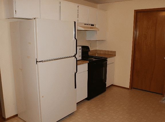 5th image of 11426 209th Avenue Ct E