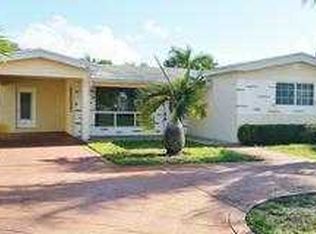 6931 SW 11th St, Pembroke Pines, FL 33023