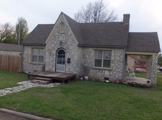 1301 S Oak Ave, Ada, OK 74820