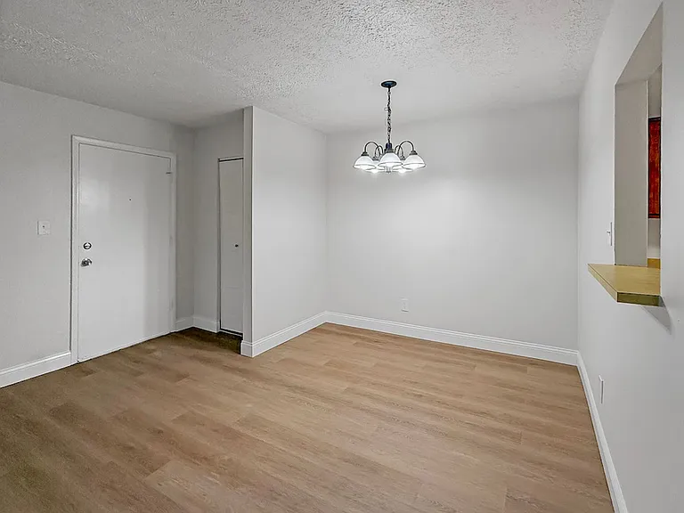 5564 E Virginia St — Photo 12