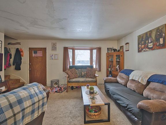 5th image of 417 Arlington Rd