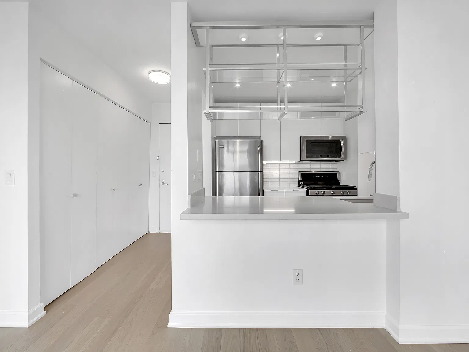 77 West 24th Street — Photo 4