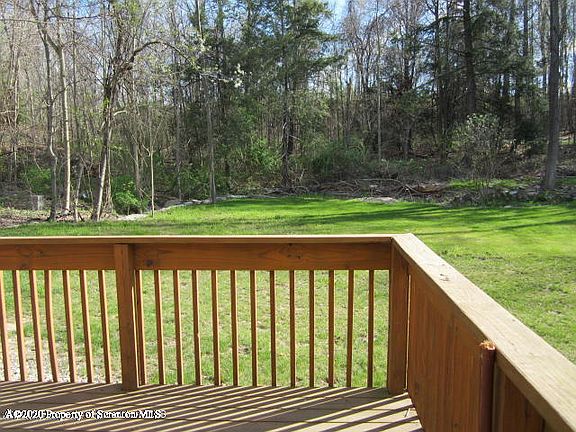 3rd image of 4016 Pond View Dr