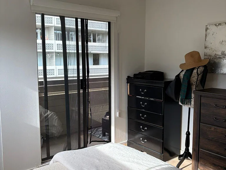 1363 Clyde Ave #307 — Photo 4