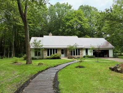 5569 E State St, Hermitage, PA, 16148