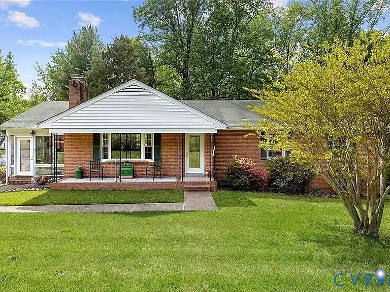 1500 Buford Rd — Photo 1