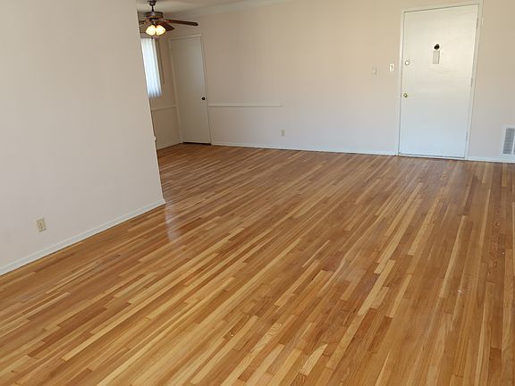 5th image of 1132 Glenville Dr APT 4