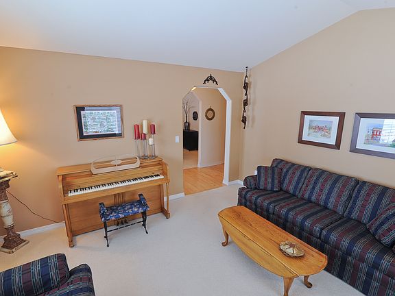 4th image of 1758 Citrus Ave