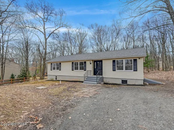 3216 Lake View Dr, Henryville, PA 18332