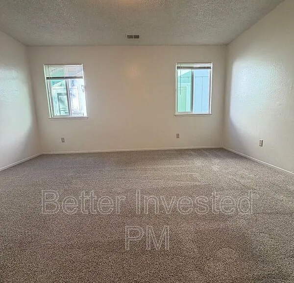 304 Cooper Ln #D — Photo 6