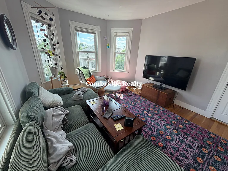 9-11 Houghton St #3 — Photo 6