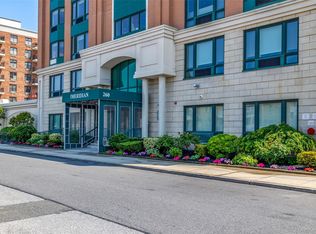 260 W Broadway #2G, Long Beach, NY 11561