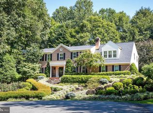 6093 Arrington Dr, Fairfax Station, VA 22039