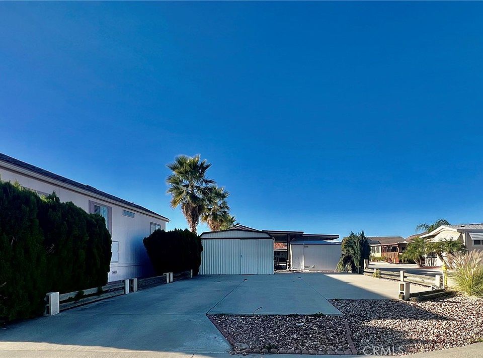 1st image of 1428 Sierra Dr #113