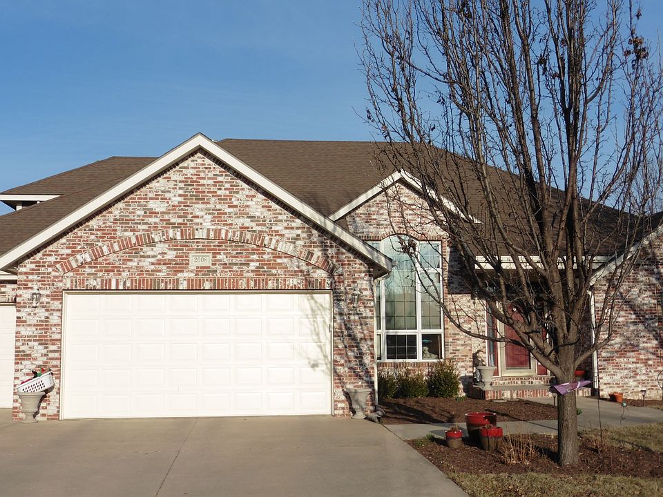 Front of house 1