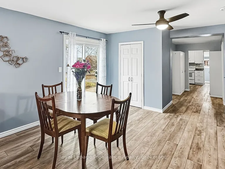 91 Lywood St — Photo 10
